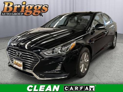 Nocturne Black 2018 Hyundai SONATA Hybrid SE