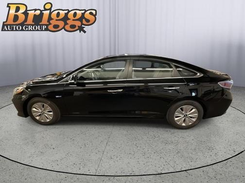 Nocturne Black 2018 Hyundai SONATA Hybrid SE