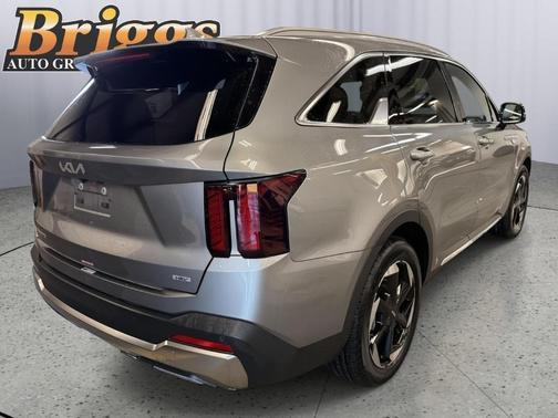 Steel Gray 2025 Kia Sorento Hybrid EX