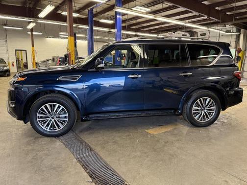 2023 Nissan Armada SL