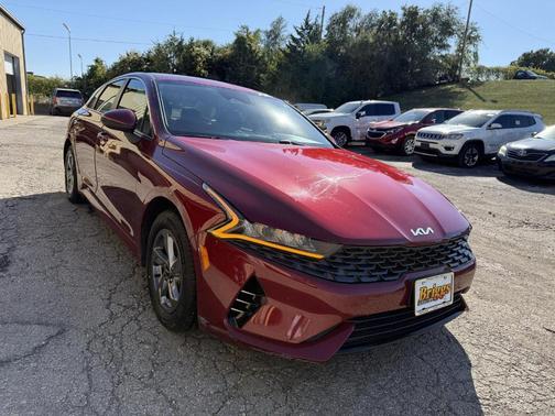 2022 Kia K5 LXS