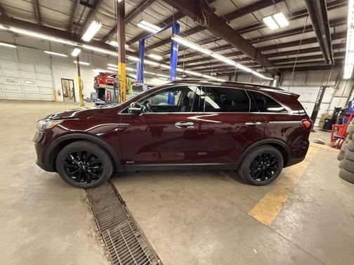 2020 Kia Sorento S V6