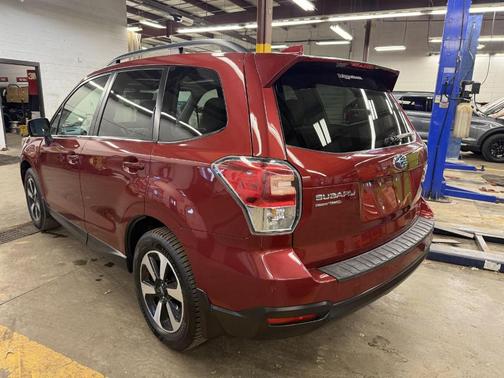 2017 Subaru Forester 2.5i Limited