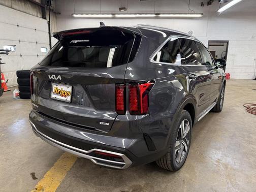 2023 Kia Sorento Hybrid EX