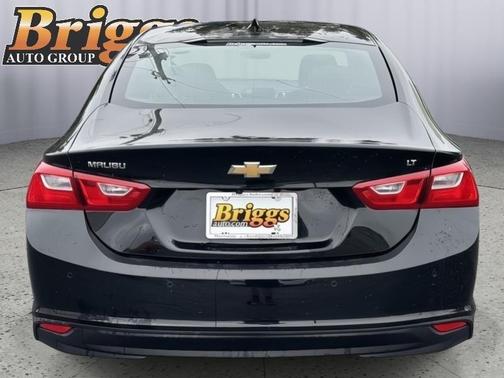 Mosaic Black Metallic 2024 Chevrolet Malibu LT