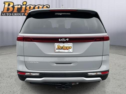 Ceramic Silver 2024 Kia Carnival EX