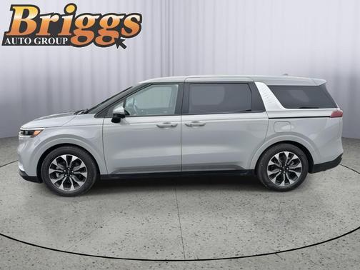 Ceramic Silver 2024 Kia Carnival EX