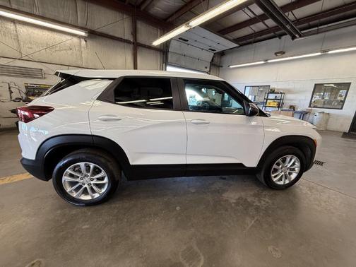 2024 Chevrolet Trailblazer LS