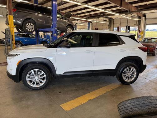 2024 Chevrolet Trailblazer LS