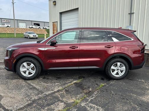 2025 Kia Sorento LX