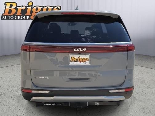 2023 Kia Carnival EX