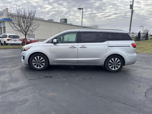 2015 Kia Sedona SX