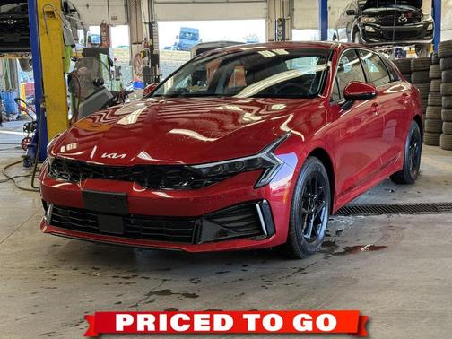 2025 Kia K5 LXS