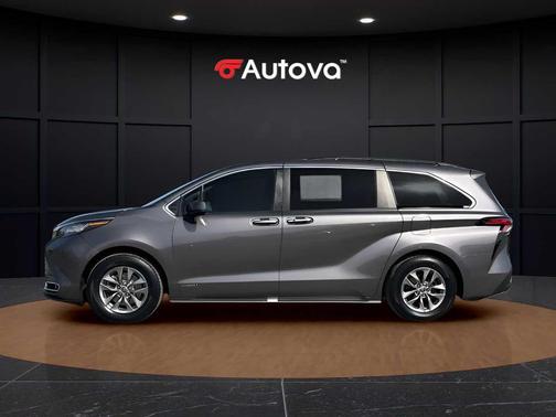 Predawn Gray Mica 2021 Toyota Sienna XLE 7 Passenger