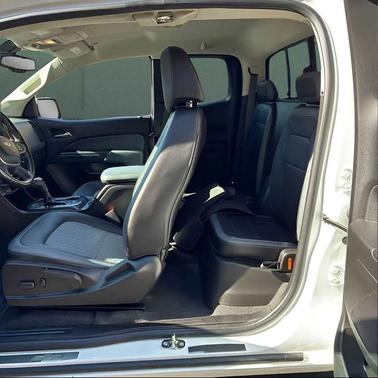 Summit White 2019 Chevrolet Colorado Z71