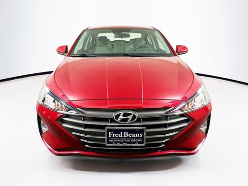 2020 Hyundai ELANTRA SE