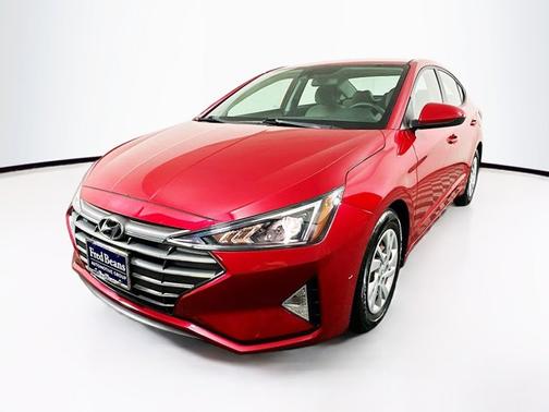 2020 Hyundai ELANTRA SE