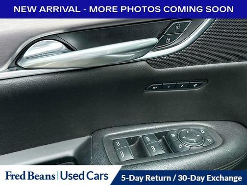 Radiant Silver Metallic 2019 Cadillac XT5 Premium Luxury