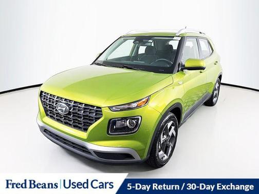 Apple Green 2024 Hyundai VENUE SEL