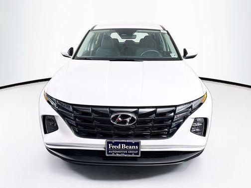 Serenity White Pearl 2023 Hyundai TUCSON SE