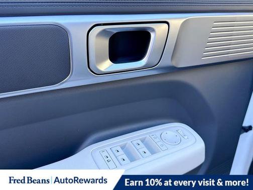 2026 Hyundai SANTA FE HEV SE