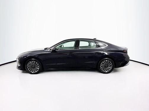 2024 Hyundai SONATA Hybrid Limited