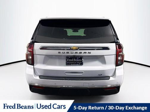 2024 Chevrolet Suburban LT