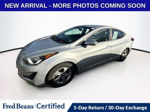 2015 Hyundai ELANTRA SE