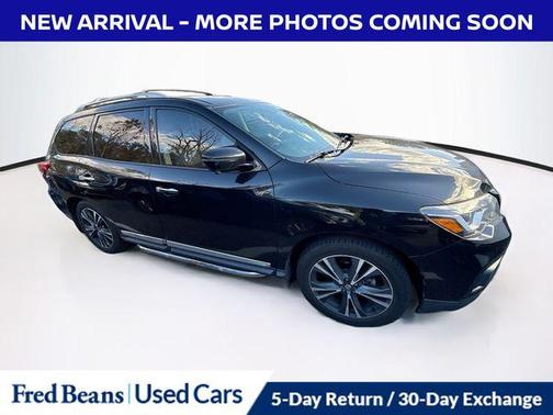 2020 Nissan Pathfinder Platinum