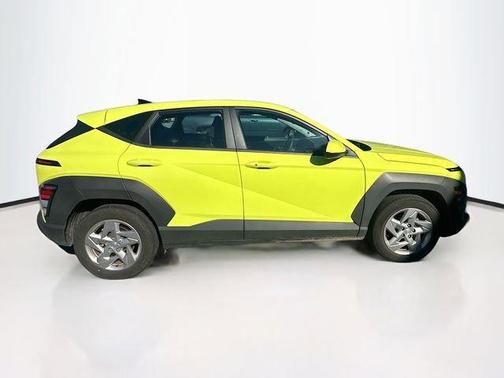 2024 Hyundai KONA SE