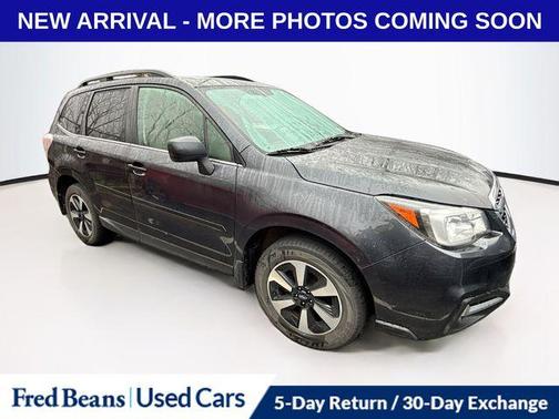 Dark Gray Metallic 2018 Subaru Forester 2.5i Limited