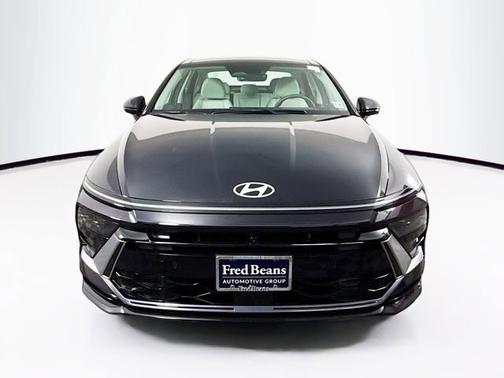 2024 Hyundai SONATA Hybrid Limited