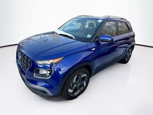 2023 Hyundai VENUE SEL