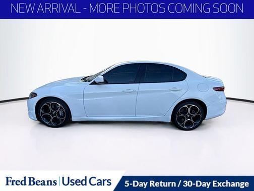 2022 Alfa Romeo Giulia Ti