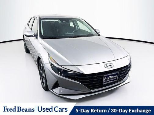 2023 Hyundai ELANTRA SEL