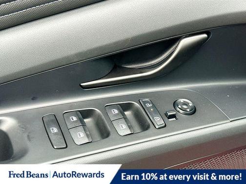 2026 Hyundai ELANTRA SEL