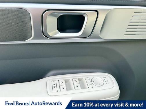 2026 Hyundai SANTA FE HEV SEL