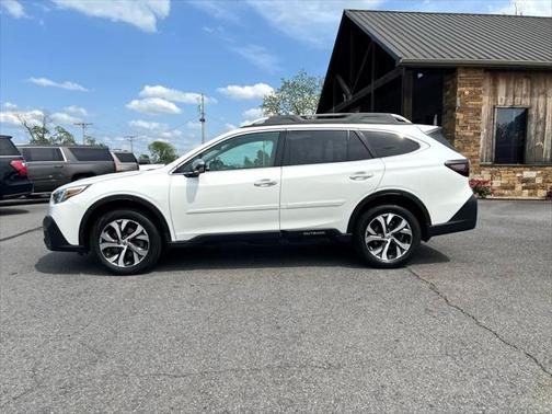 2021 Subaru Outback Touring XT