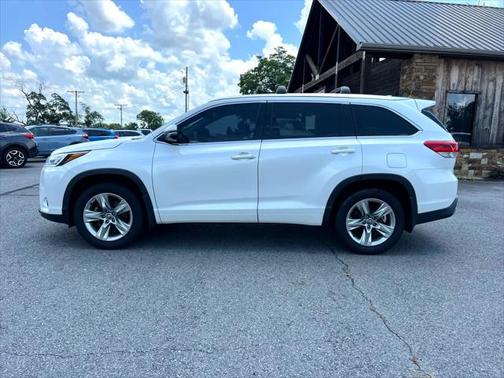 2018 Toyota Highlander Limited