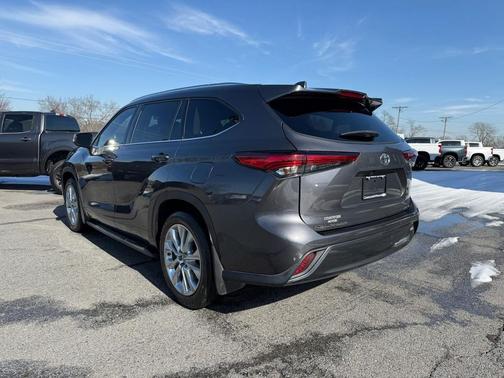 2021 Toyota Highlander Limited
