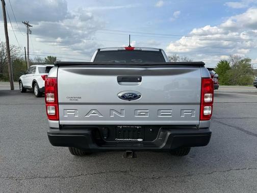 Iconic Silver Metallic 2021 Ford Ranger XL