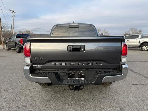 2022 Toyota Tacoma TRD Off Road