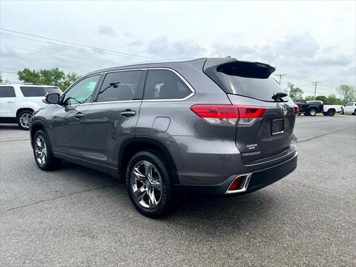 2018 Toyota Highlander Limited Platinum