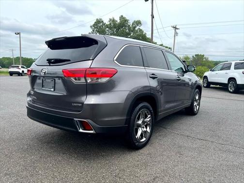 2018 Toyota Highlander Limited Platinum