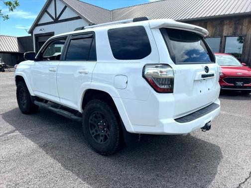 2021 Toyota 4Runner SR5