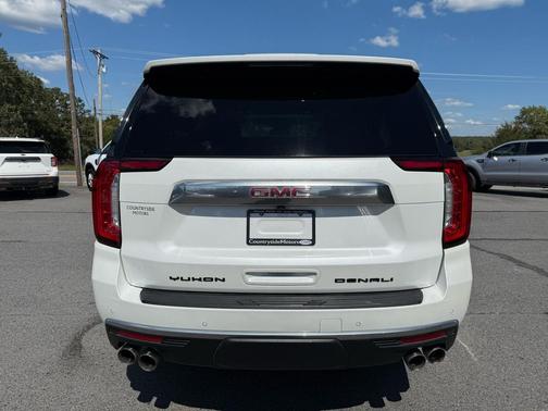 2023 GMC Yukon Denali