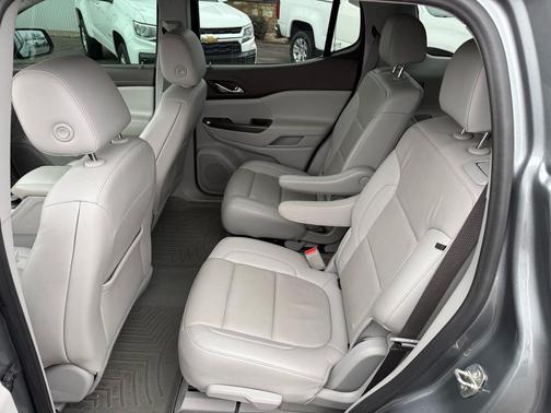 2021 GMC Acadia FWD SLT