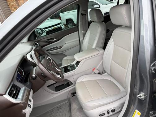 2021 GMC Acadia FWD SLT