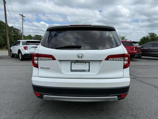 Platinum White Pearl 2020 Honda Pilot 2WD EX-L