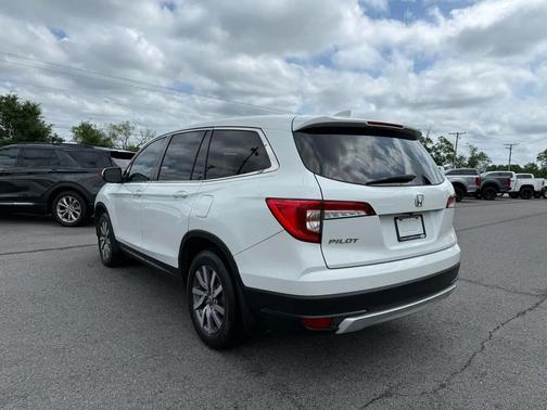 Platinum White Pearl 2020 Honda Pilot 2WD EX-L